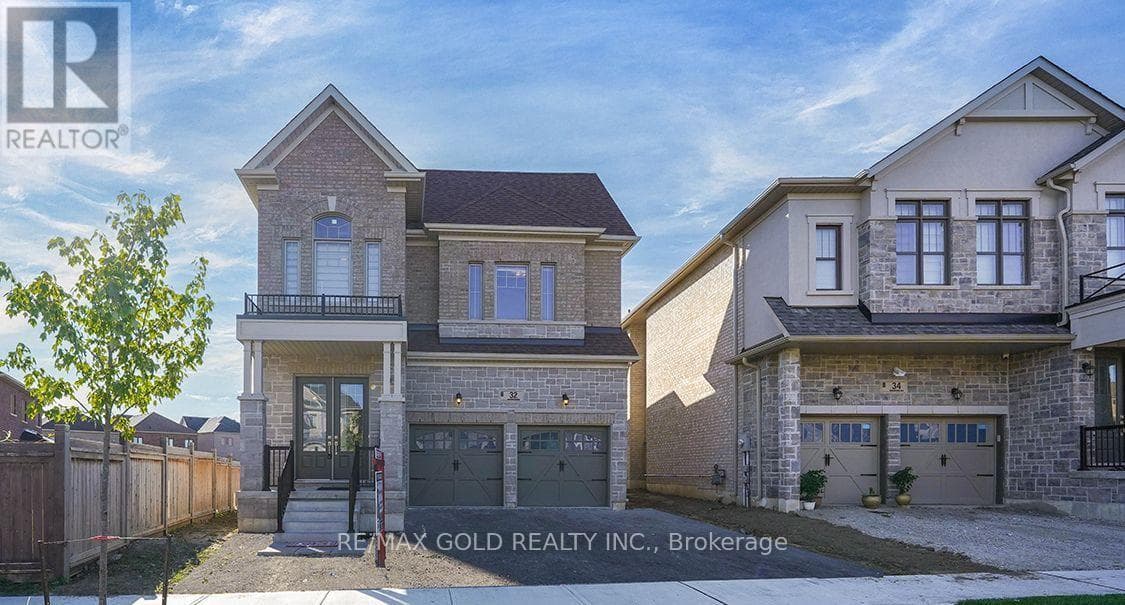 House – 32 DOTCHSON AVENUE, Caledon – photo 1