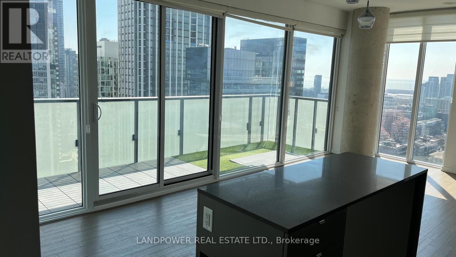 Apartment – 3409 - 101 PETER STREET, Toronto – photo 1