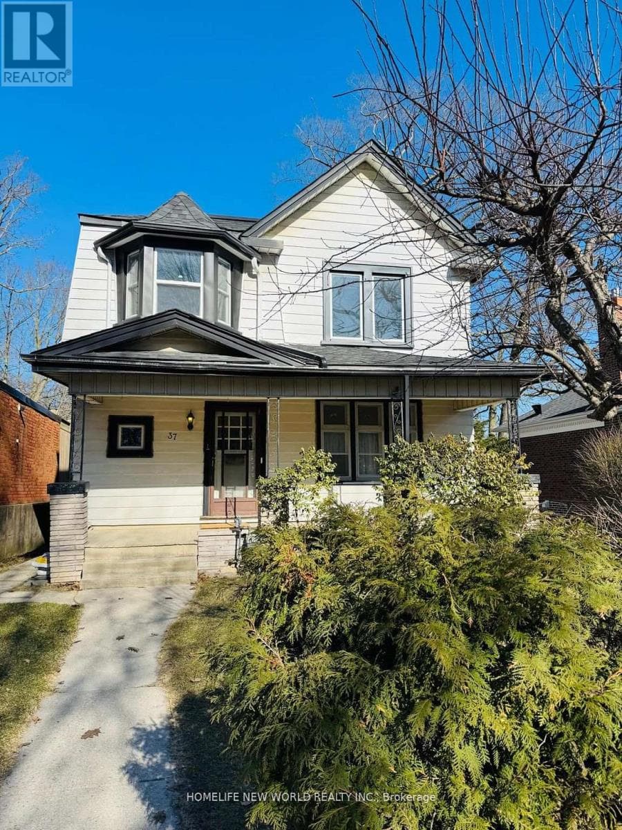 House – 2ND FLOOR - 37 KINGSWOOD ROAD, Toronto – photo 1