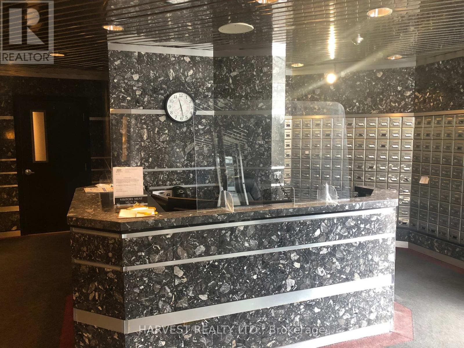 Apartment – 905 - 4727 SHEPPARD AVENUE E, Toronto – photo 1