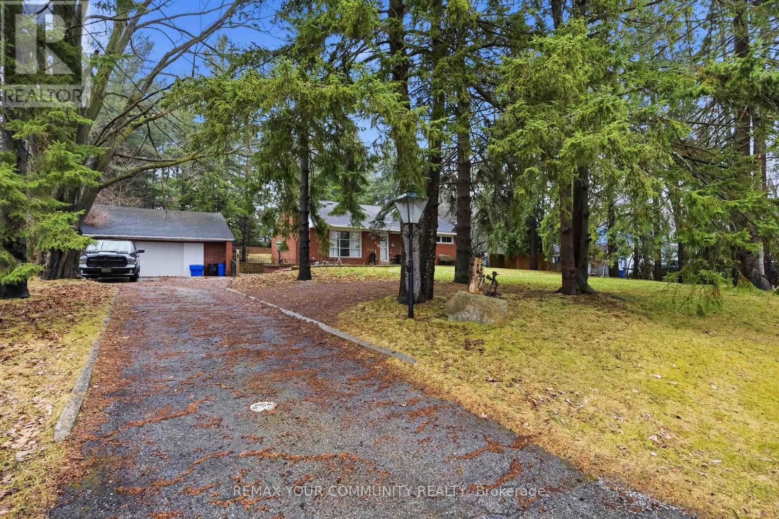 House – 67 MUIRHEAD CRESCENT, Richmond Hill – photo 1