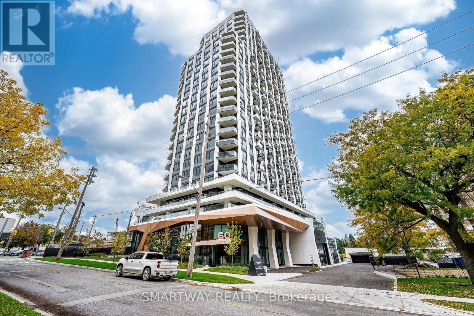 Apartment – 2312 - 60 CENTRAL PARK ROADWAY, Toronto – photo 1