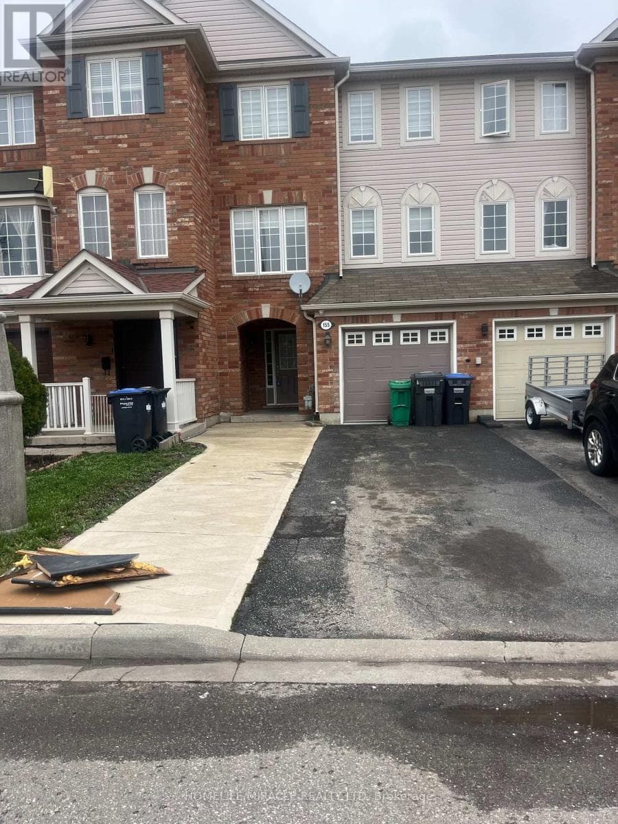 Row / Townhouse – 155 DECKER HOLLOW CRESCENT, Brampton – photo 1