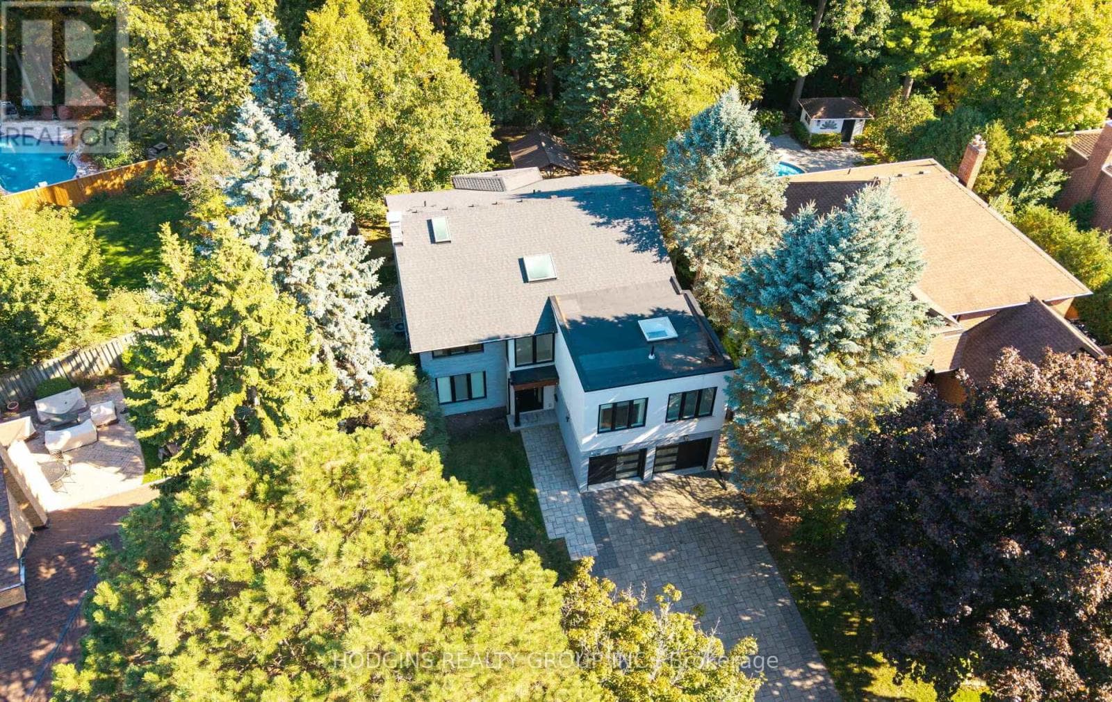 House – 1670 CAVERLY COURT, Mississauga – photo 1