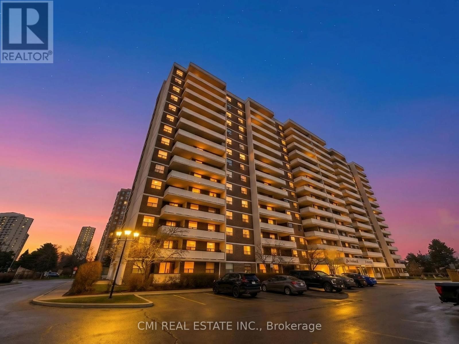 Apartment – 506 - 3 LISA STREET, Brampton – photo 1