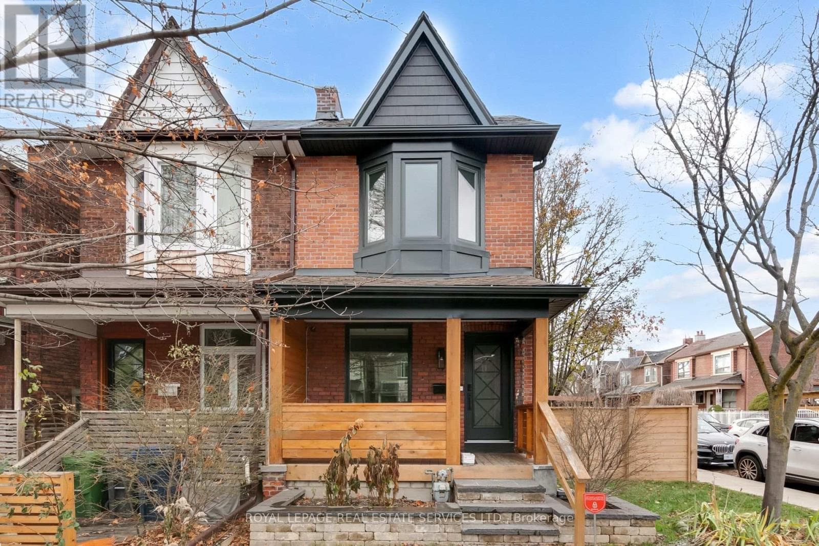 House – 954 SHAW STREET, Toronto – photo 1