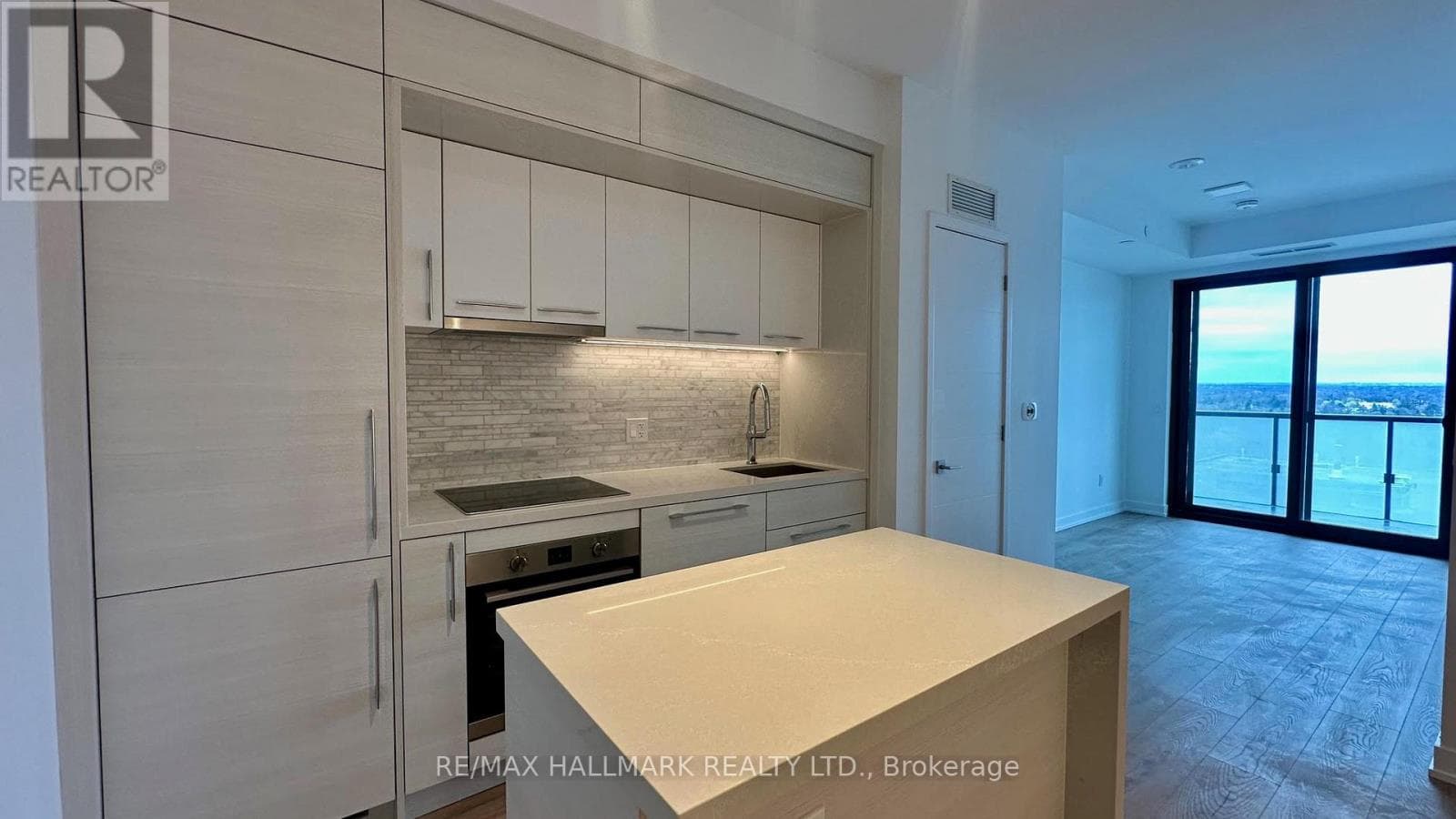 Apartment – 1605 - 29 GREEN TRAIL COURT, Toronto – photo 1