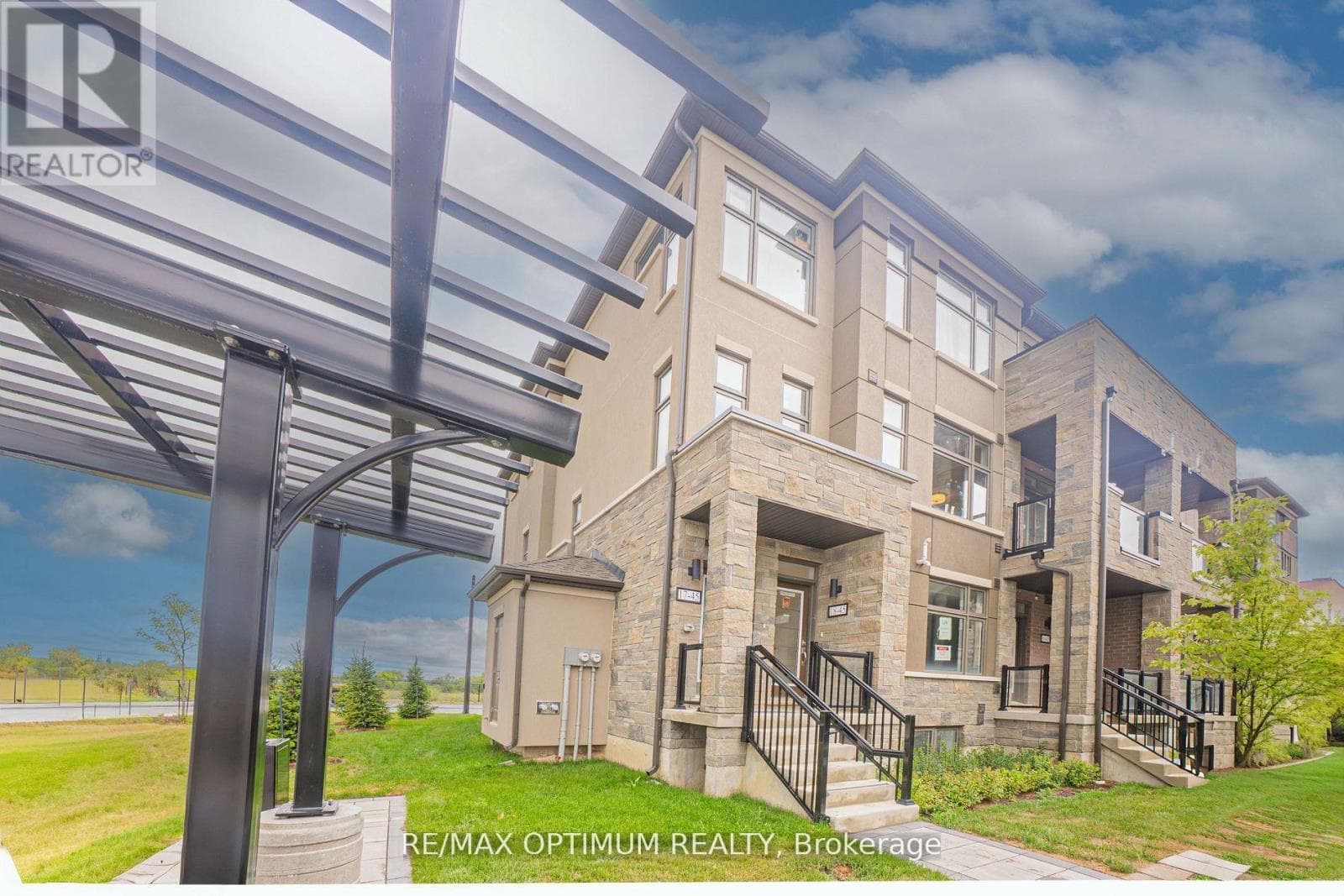 Row / Townhouse – 18 - 45 FIELDRIDGE CRESCENT, Brampton – photo 1