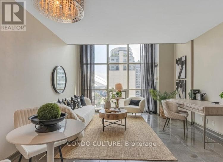 Apartment – 1113 - 36 BLUE JAYS WAY, Toronto – photo 1