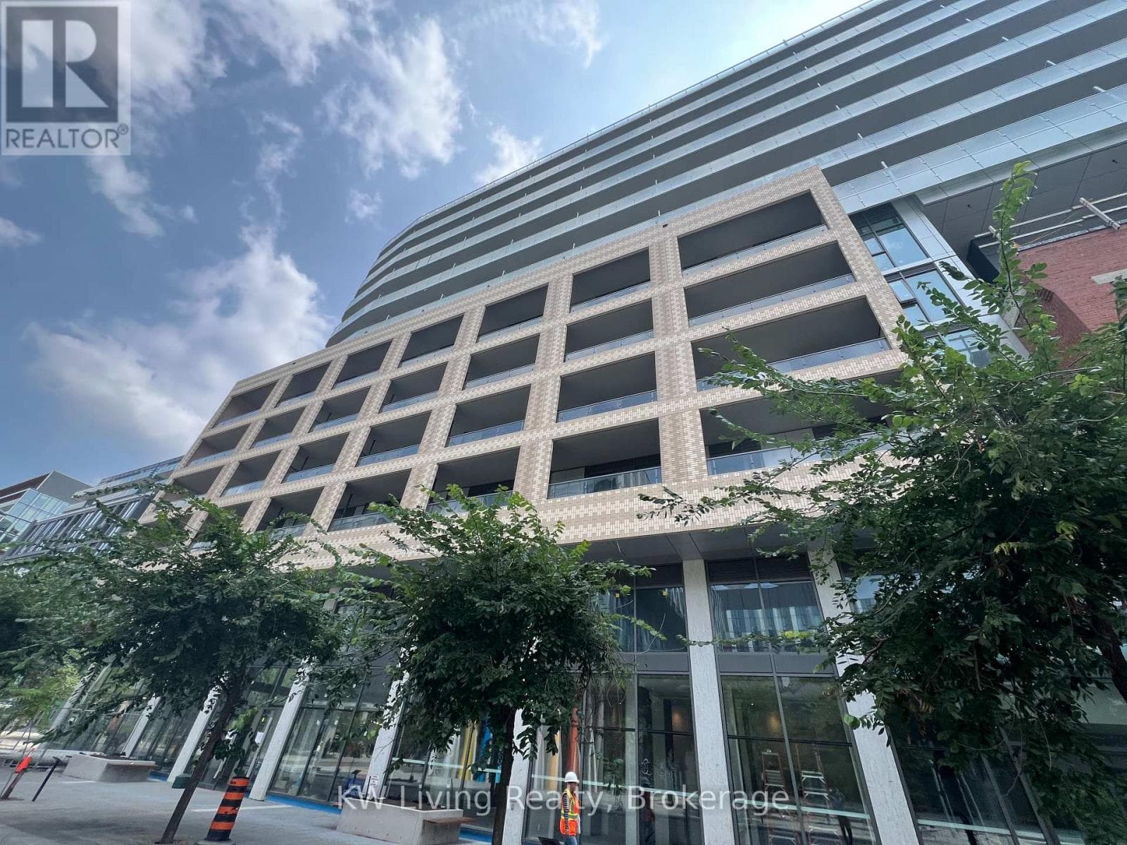 Apartment – 615 - 425 FRONT STREET E, Toronto – photo 1