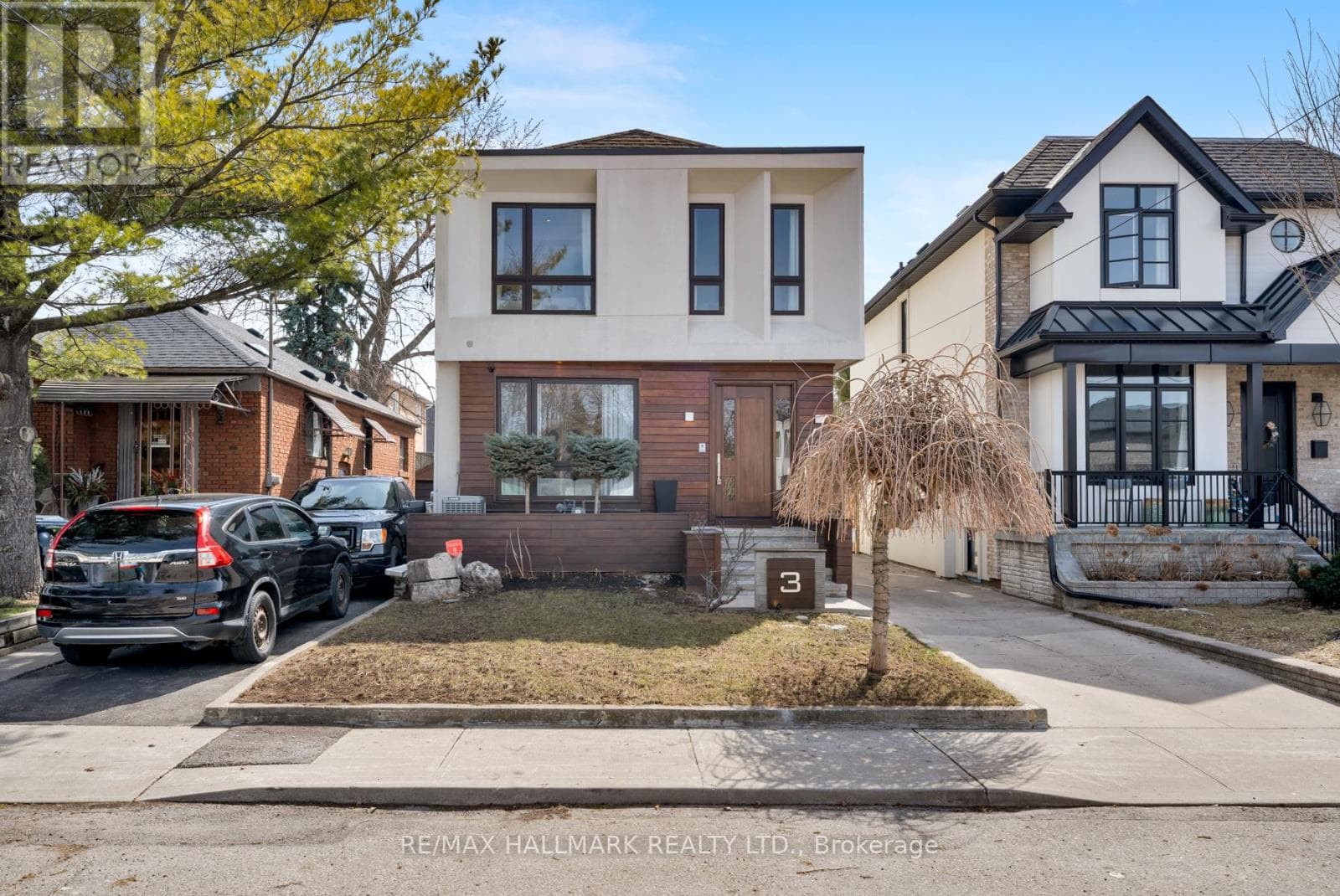 House – 3 JUDITH DRIVE, Toronto – photo 1
