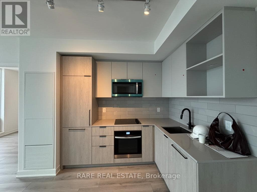 Apartment – 727 - 1185 DUPONT STREET, Toronto – photo 1