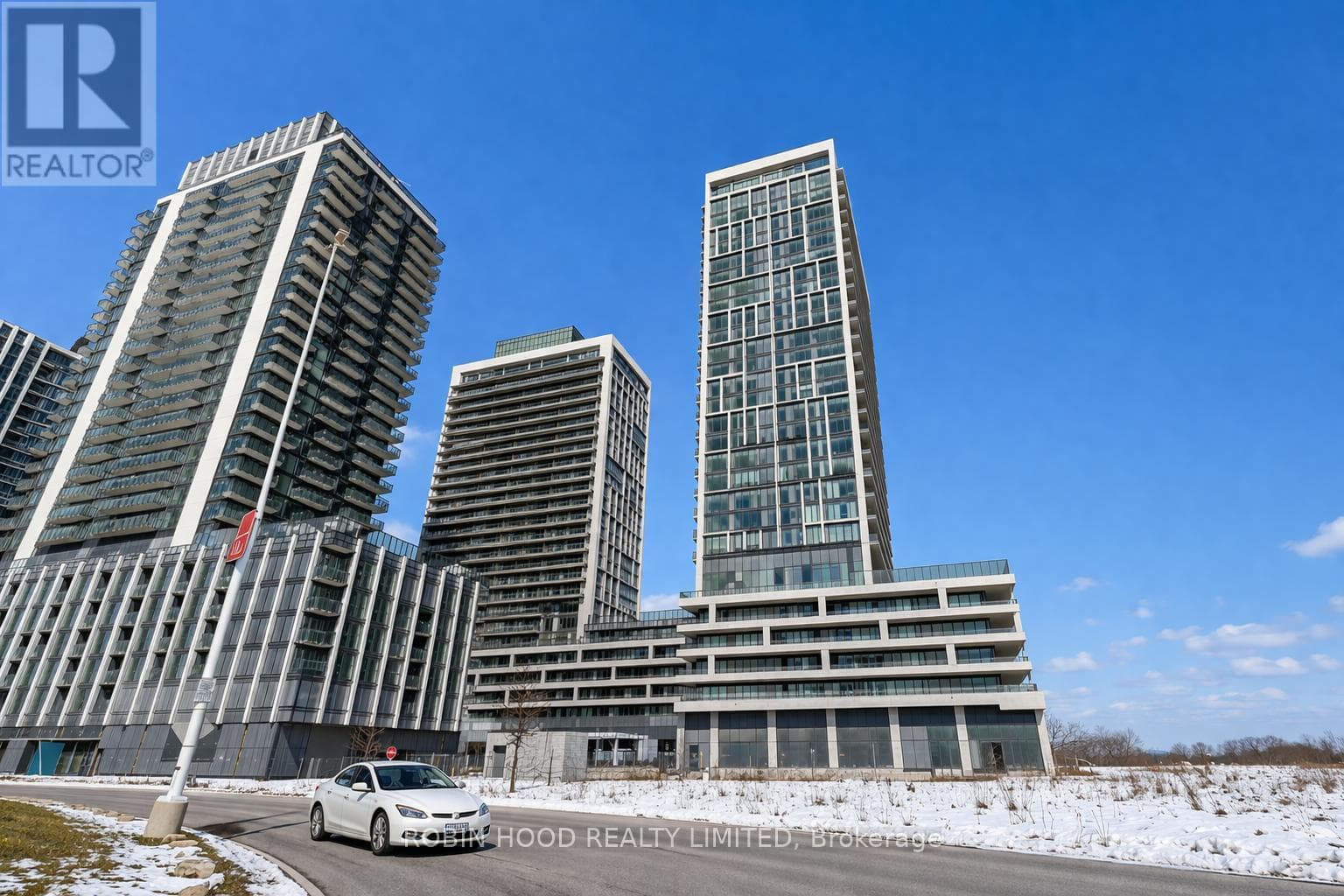 Apartment – 814 - 8960 JANE STREET, Vaughan – photo 1