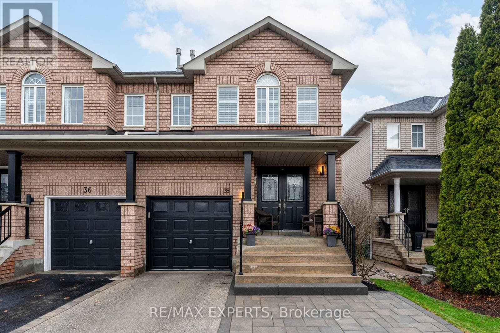 House – 38 SARNO STREET, Vaughan – photo 1