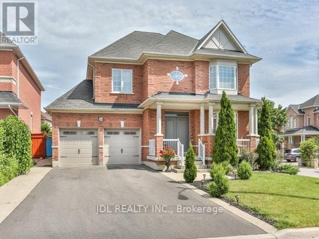 House – 54 ST URBAIN DRIVE, Vaughan – photo 1