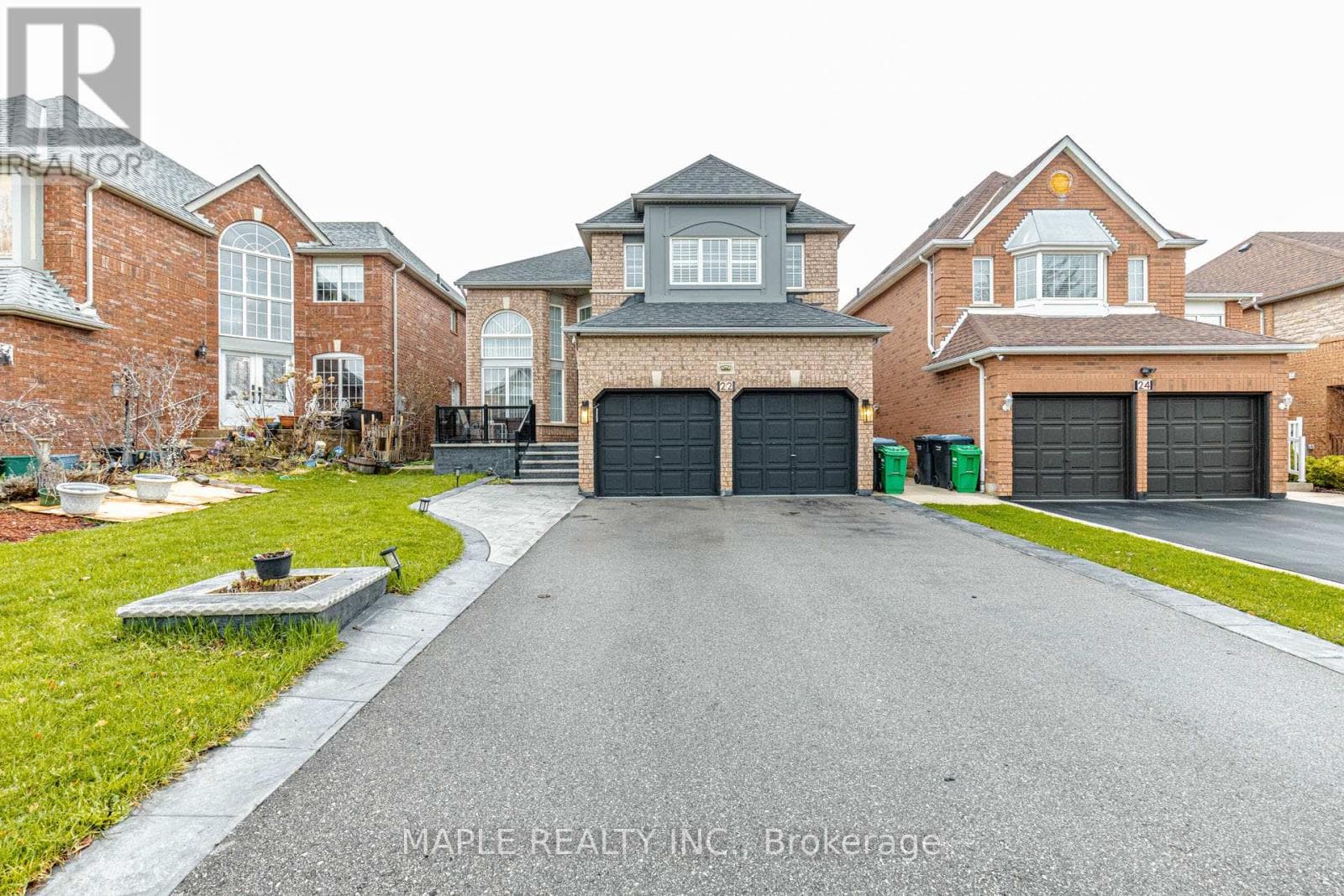 House – 22 SQUIRRELTAIL WAY, Brampton – photo 1