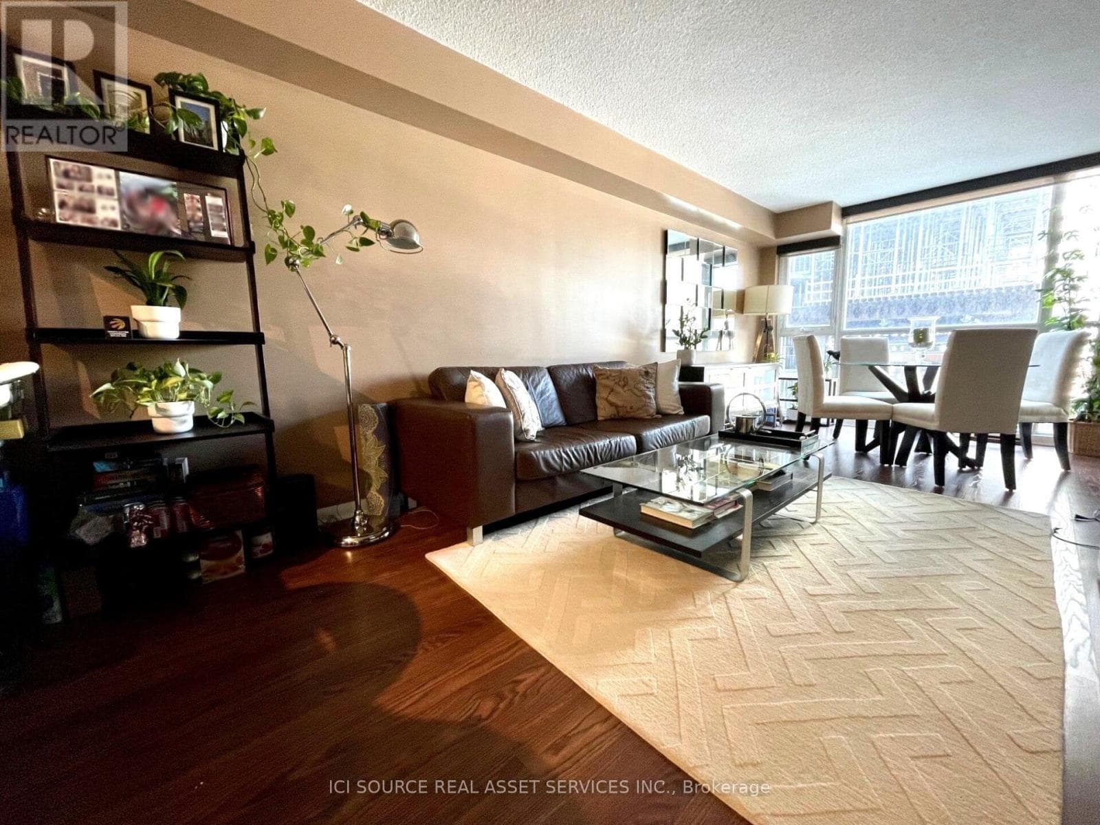 Apartment – 606 - 96 ST PATRICK STREET, Toronto – photo 1