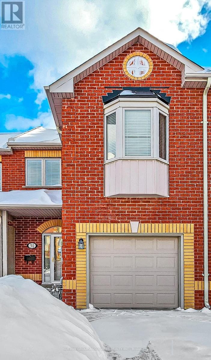 Row / Townhouse – 31 PAIRASH AVENUE, Richmond Hill