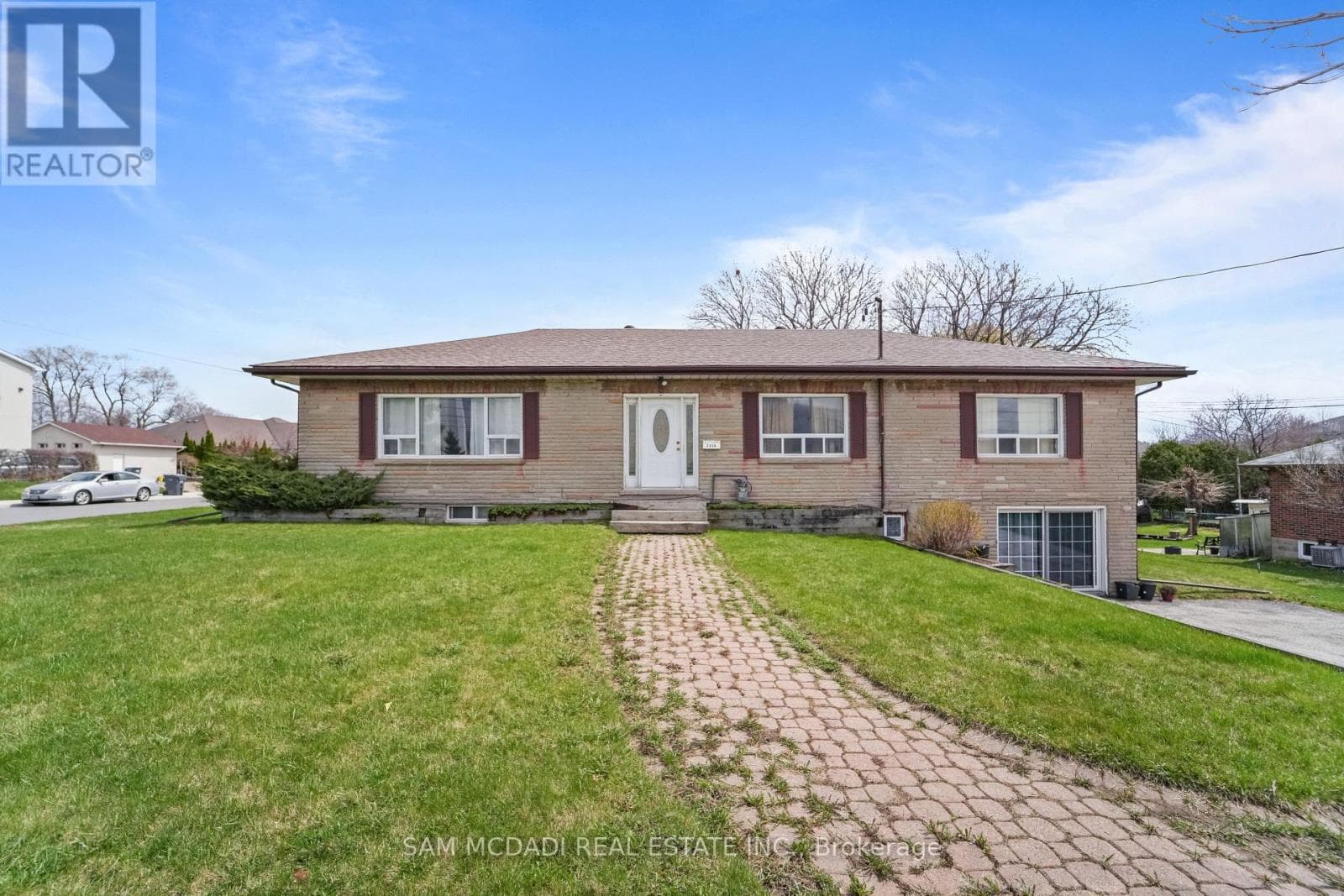 House – 2230 BRITANNIA ROAD W, Mississauga