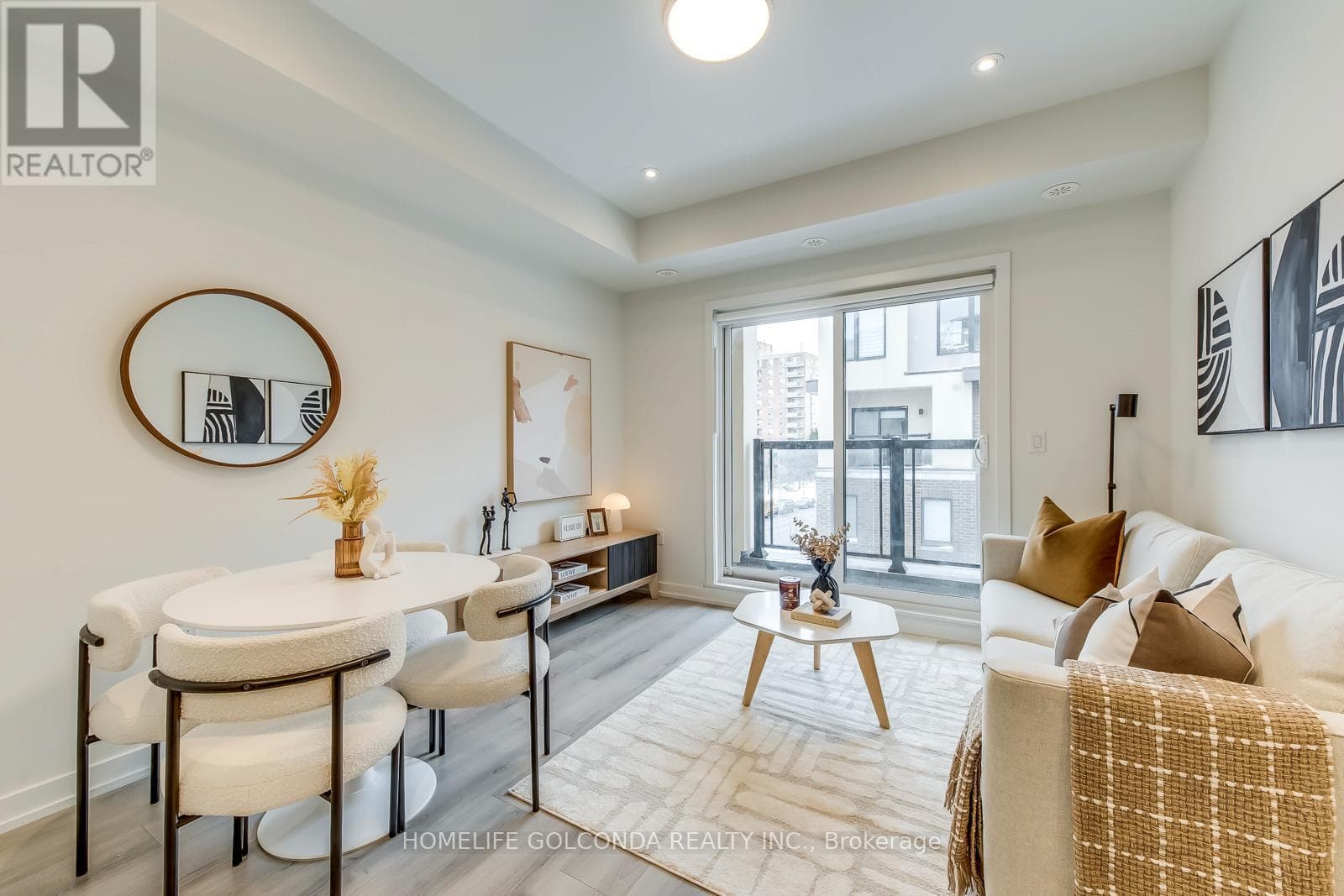 Row / Townhouse – 4 - 3546 COLONIAL DRIVE, Mississauga – photo 1