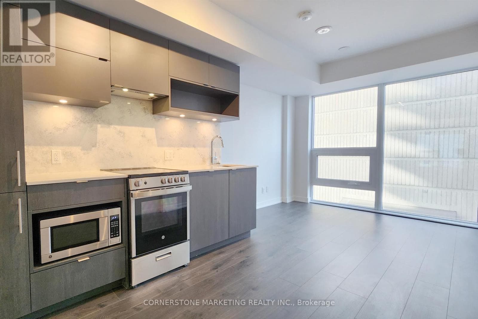 Apartment – 715 - 100 QUEEN STREET E, Toronto – photo 1