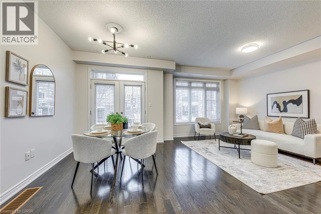 Row / Townhouse – 2435 GREENWICH Drive Unit# 74, Oakville – photo 1