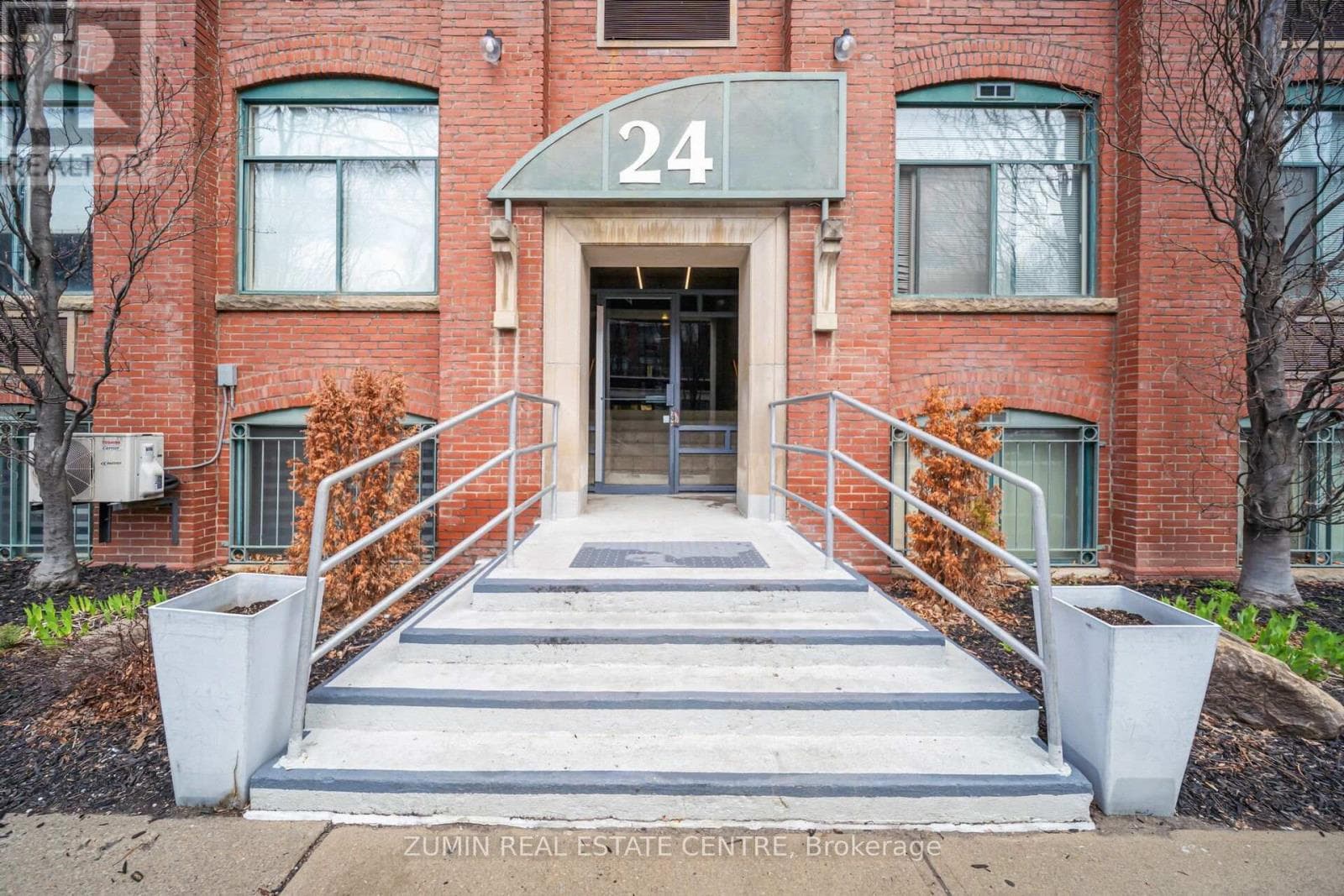 Apartment – 307 - 24 NOBLE STREET, Toronto