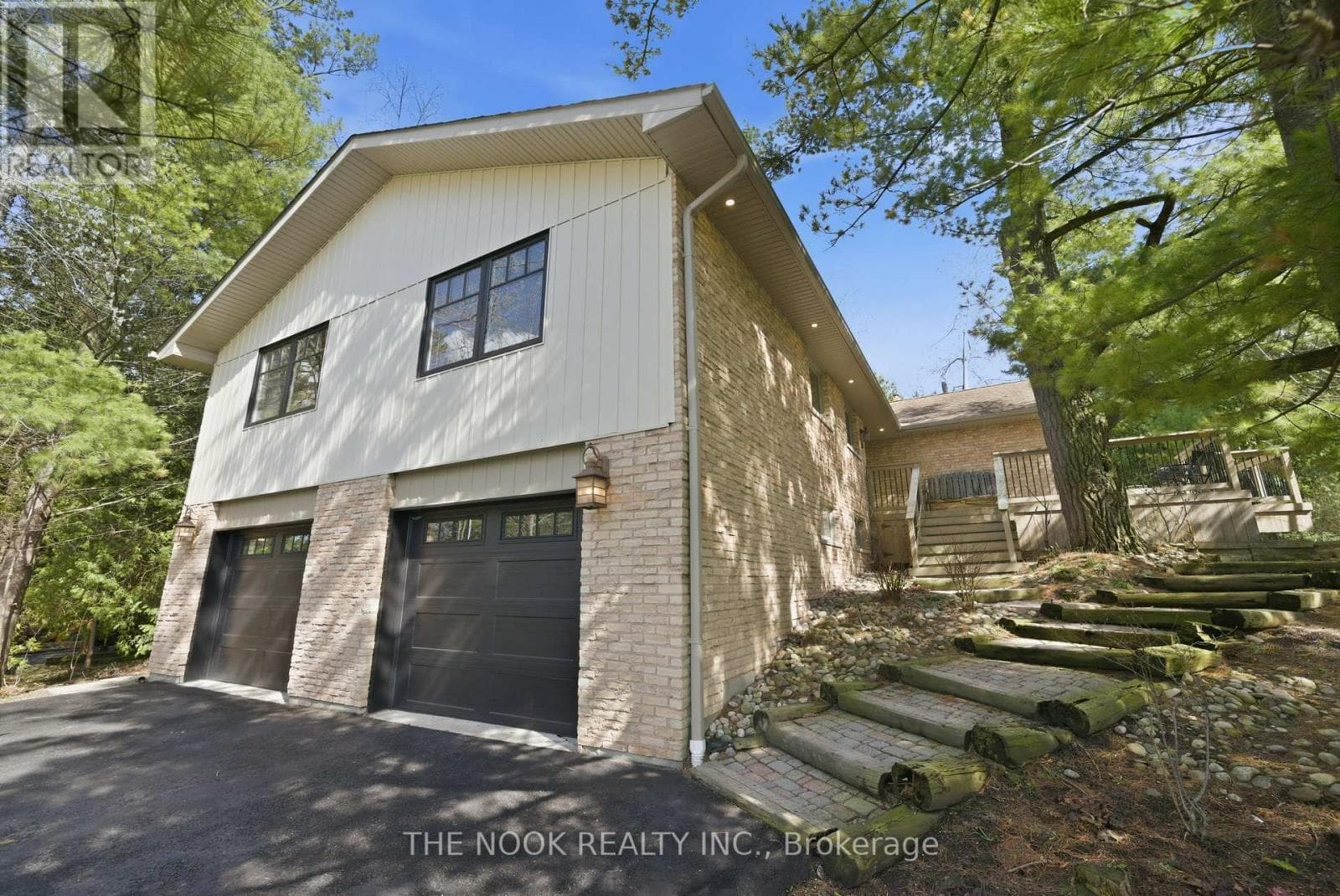 House – 77 COOK DRIVE, King – photo 1