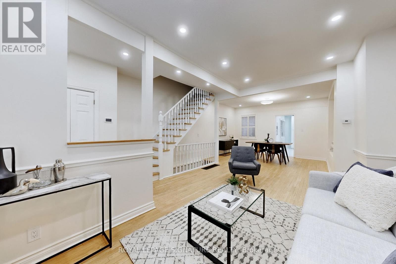 House – 337 GLEN ROAD, Toronto – photo 1