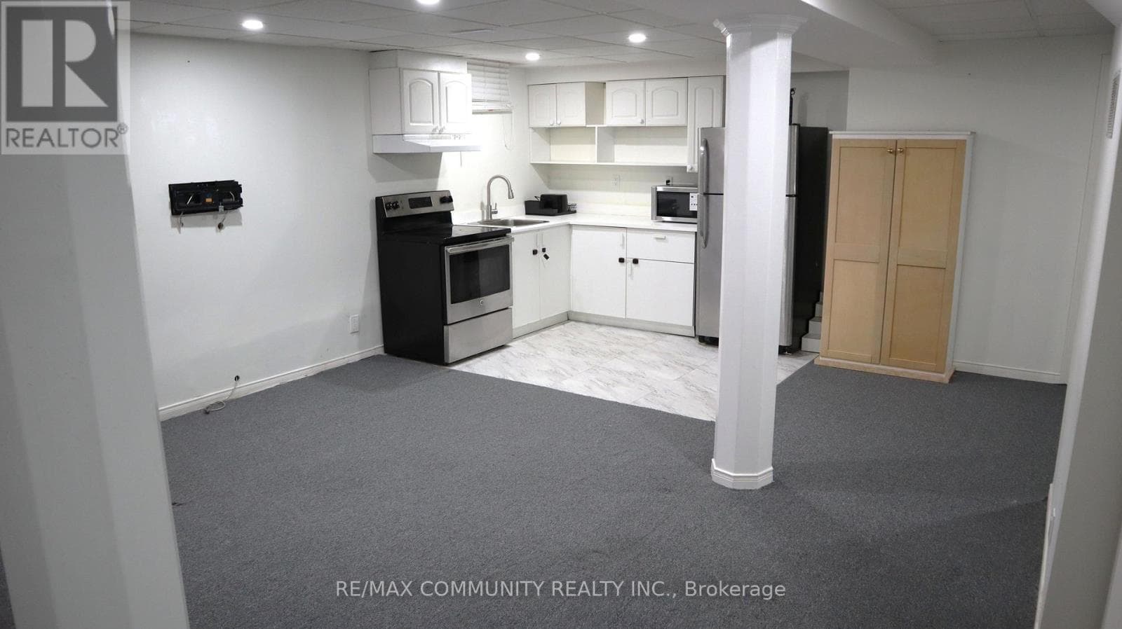 House – BASEMENT - 1556 DELLBROOK AVENUE, Pickering – photo 1