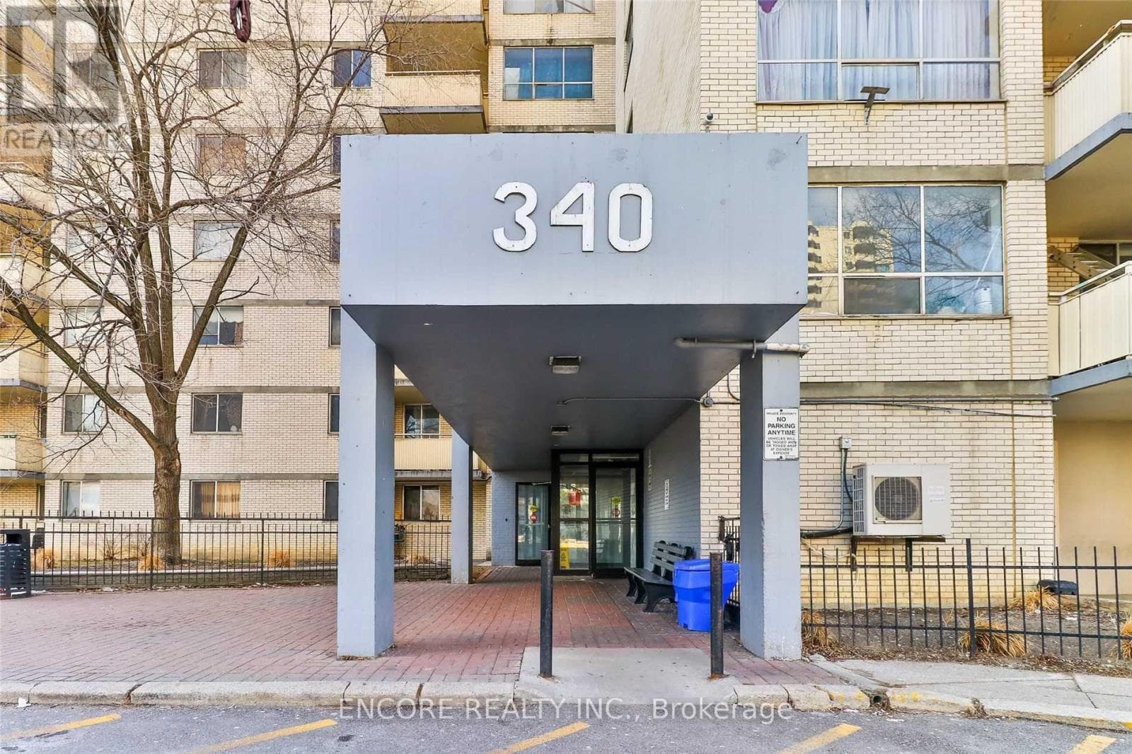 Apartment – 808 - 340 DIXON ROAD, Toronto – photo 1