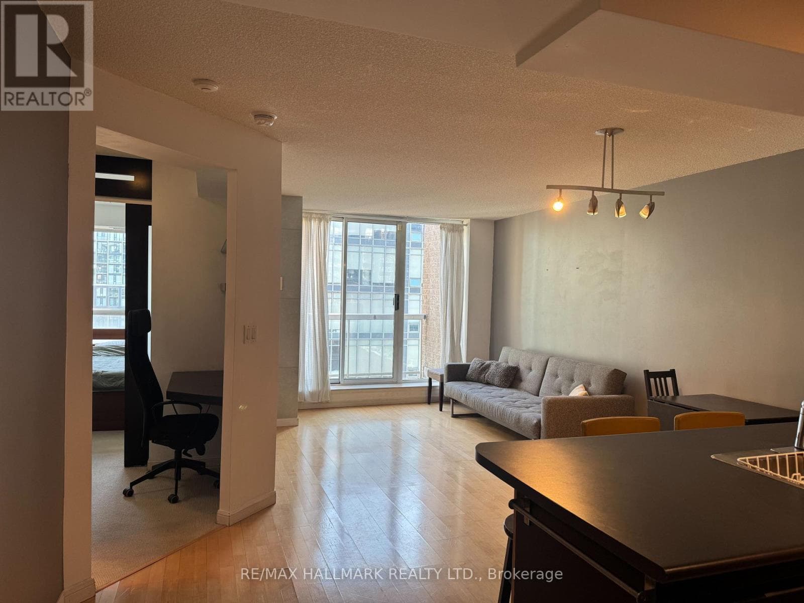 Apartment – PH07 - 330 ADELAIDE STREET E, Toronto – photo 1