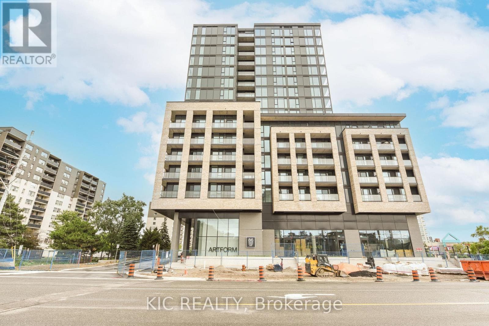 Apartment – 323 - 86 DUNDAS ST. STREET E, Mississauga – photo 1