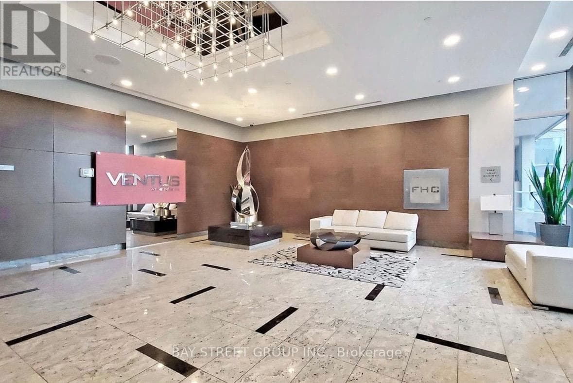 Apartment – 1908 - 151 VILLAGE GREEN SQUARE, Toronto – photo 1